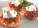 Salmon Cakes with Lemon Tzatziki Sauce