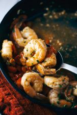 Spicy Garlic Shrimp and Tomato Skillet